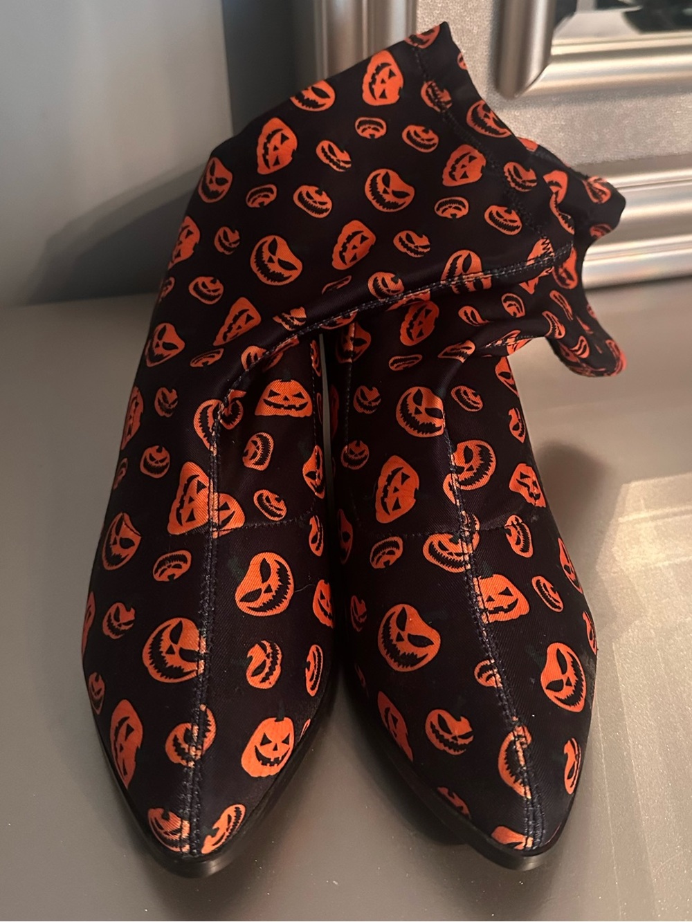 YRU Halloween Jack o Lantern Boots-NEW - Picture 2 of 9